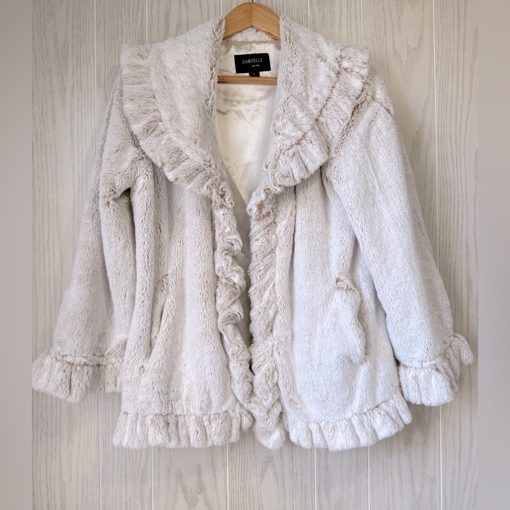 Damselle New York Faux Fur Ruffle Trim Jacket Size M Ivory